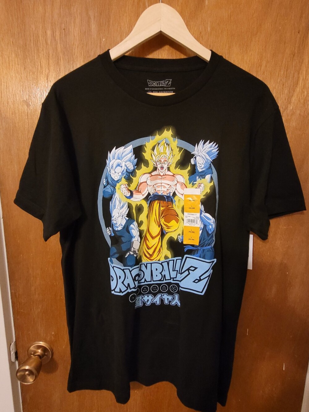 Dragon Ball Z Men's Graphic Tee with Short Sleeves, Size L